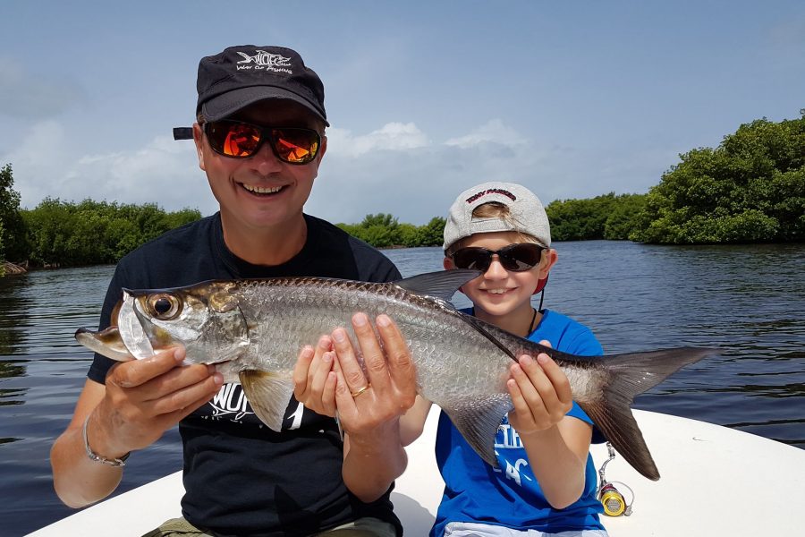 Louis, pêcheur de baby Tarpon à 9 ans !!!