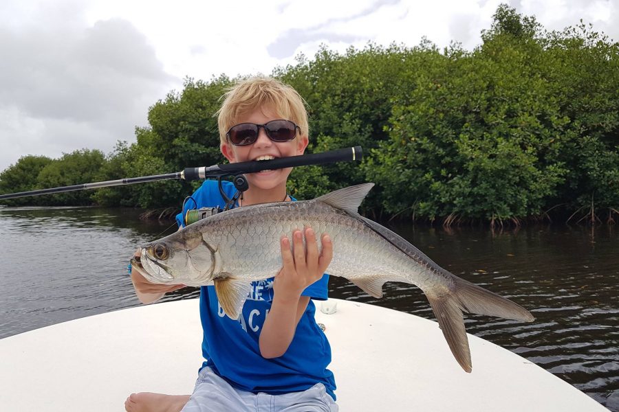 Louis, pêcheur de baby Tarpon à 9 ans !!!