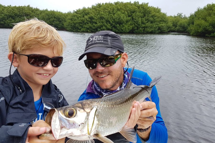 Louis, pêcheur de baby Tarpon à 9 ans !!!