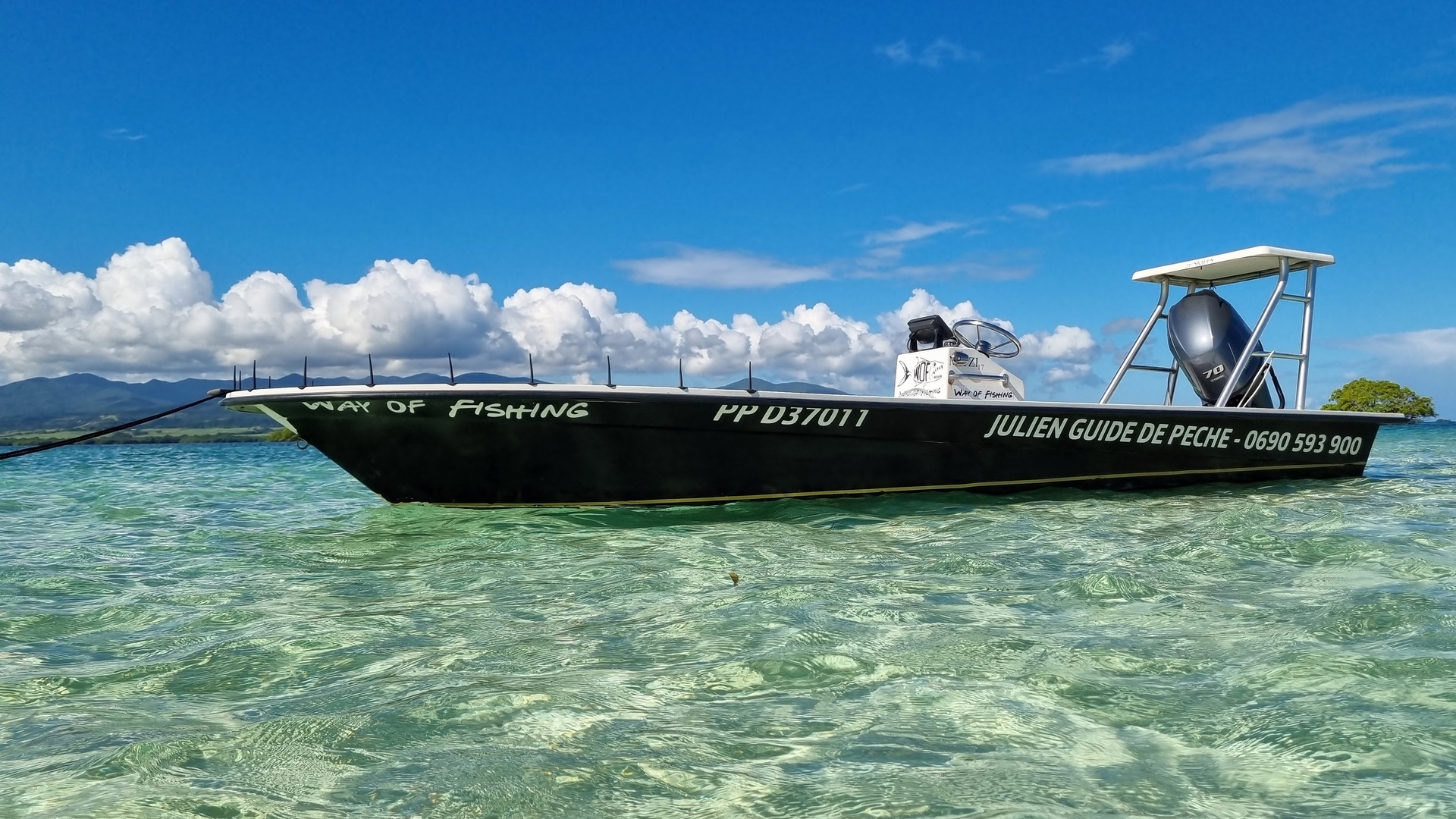 Bateau de pêche en guadeloupe - Julien Guide de Pêche